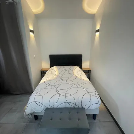 Maison Avec Grand Espace En Hauteur Saint-Georges-des-Coteaux