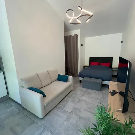 Maison Avec Grand Espace En Hauteur * Saint-Georges-des-Coteaux