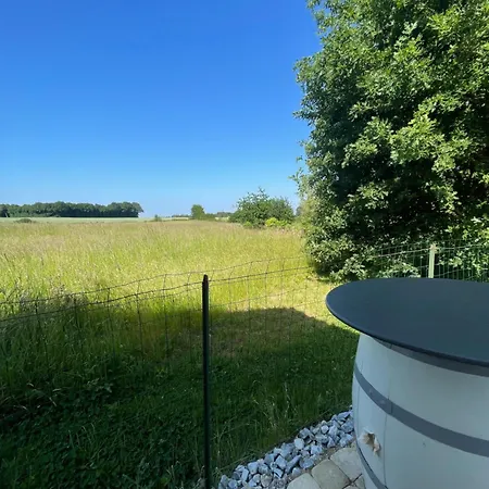 Maison Avec Grand Espace En Hauteur בית נופש