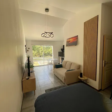 Maison Avec Grand Espace En Hauteur בית נופש Saint-Georges-des-Côteaux