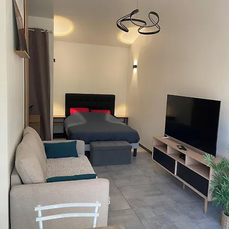 Maison Avec Grand Espace En Hauteur בית נופש