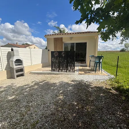 בית נופש Maison Avec Grand Espace En Hauteur