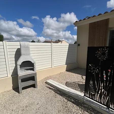 Maison Avec Grand Espace En Hauteur בית נופש Saint-Georges-des-Côteaux
